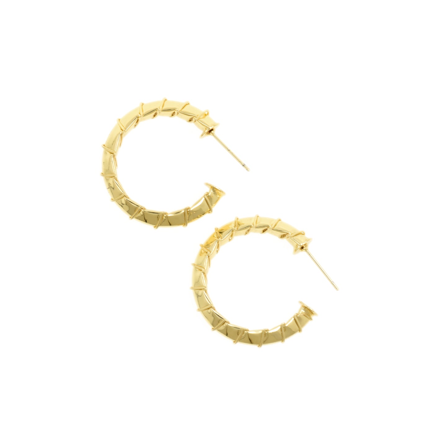 Graceful Gold Semi-Circle Earrings with Wavy Texture 29.5x31mm