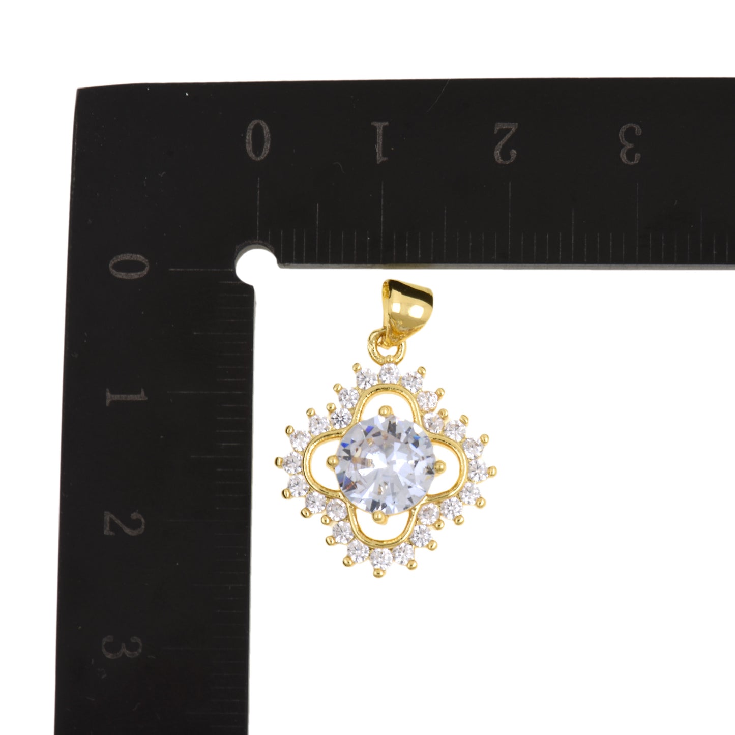 Chic Four Leaf Clover Pendant With Clear CZ Center 20x18mm