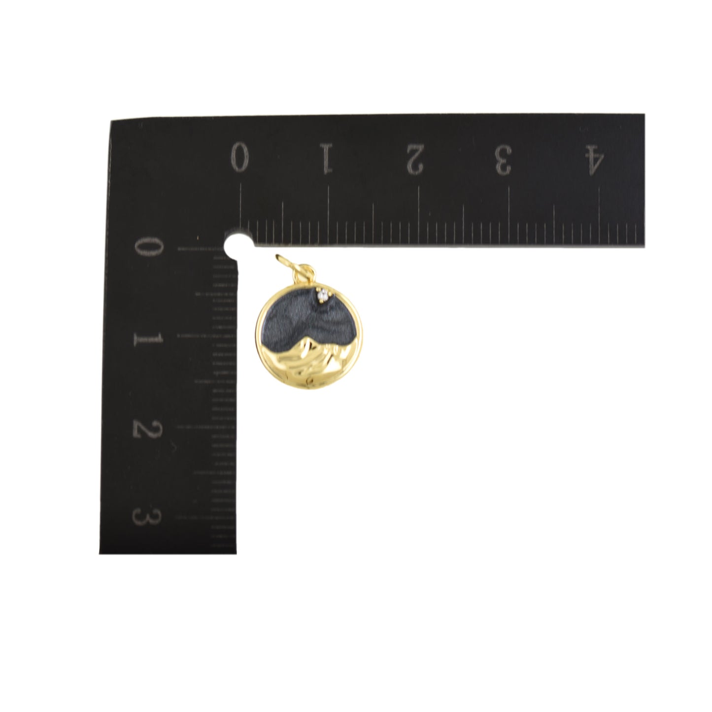 Serene Gold Mountain Pendant 12.2mm