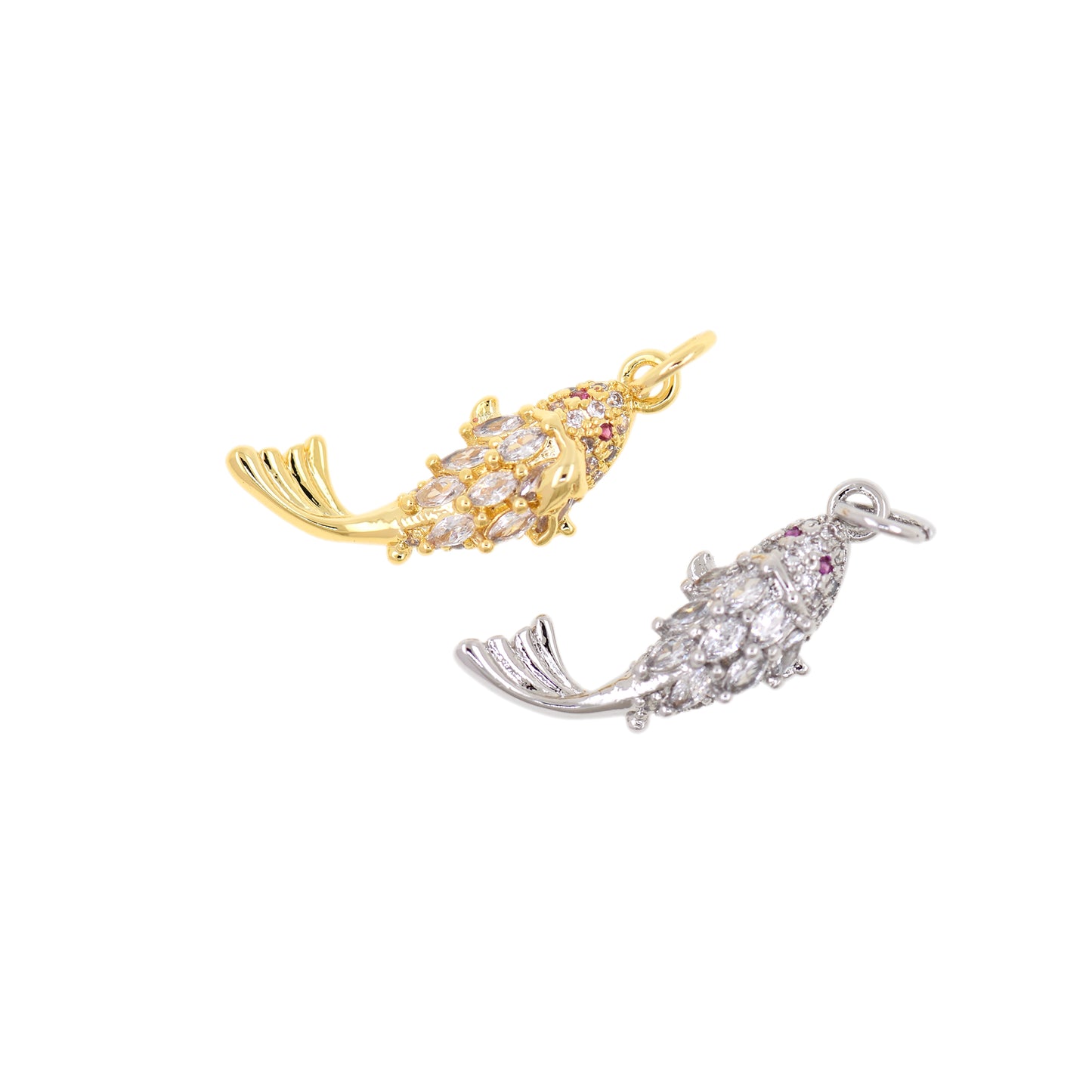 Exquisite 18k fish pendant   23x8mm